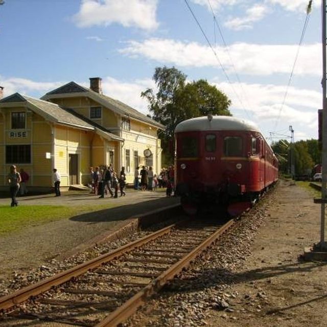 Utflukt til Simonstad med togstopp på Rise stasjon