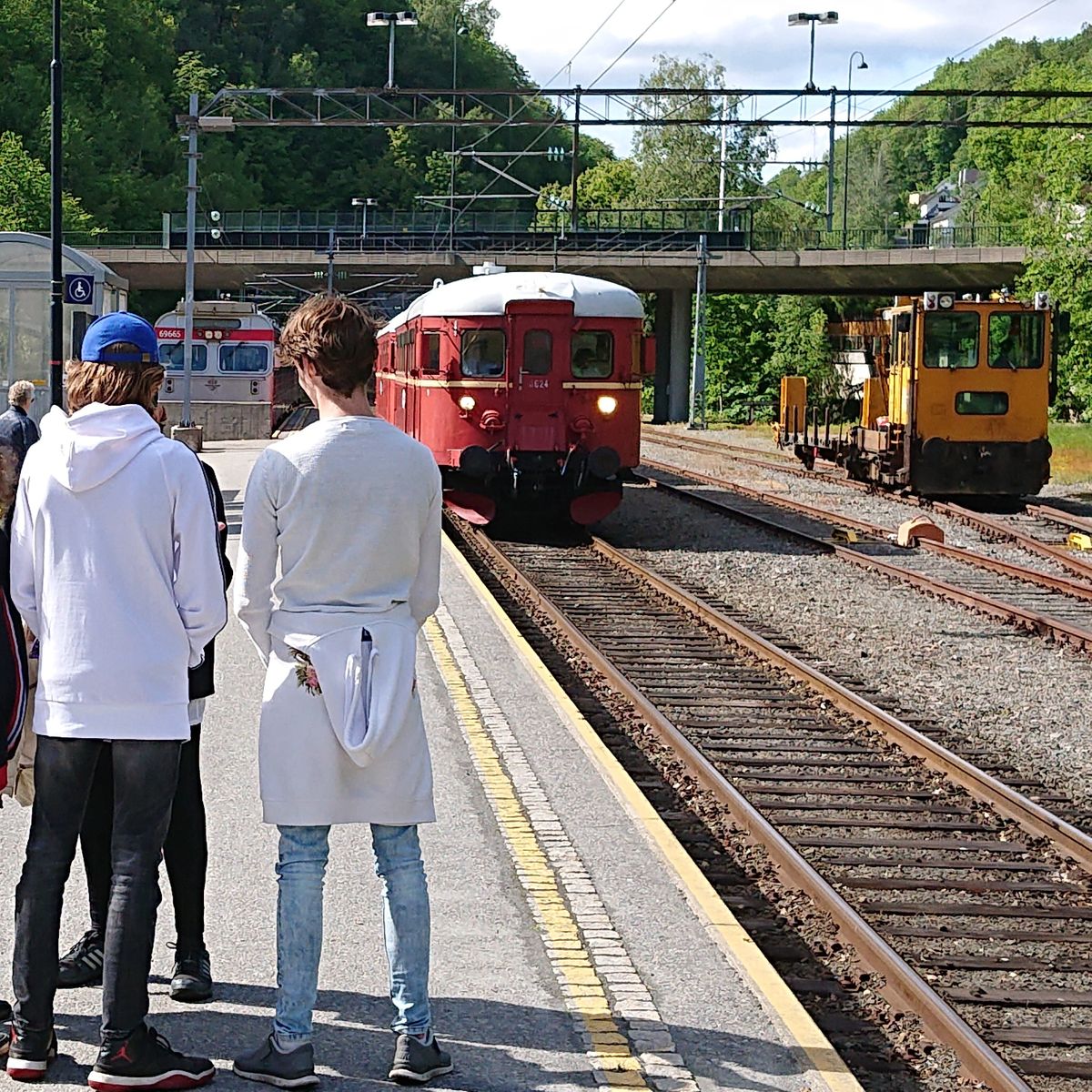 Der kom toget til Simonstad.