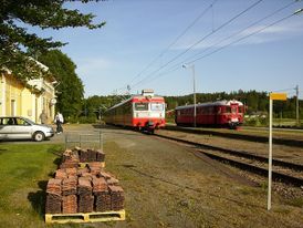 Dugnad på bygninger. Denne gang priveten