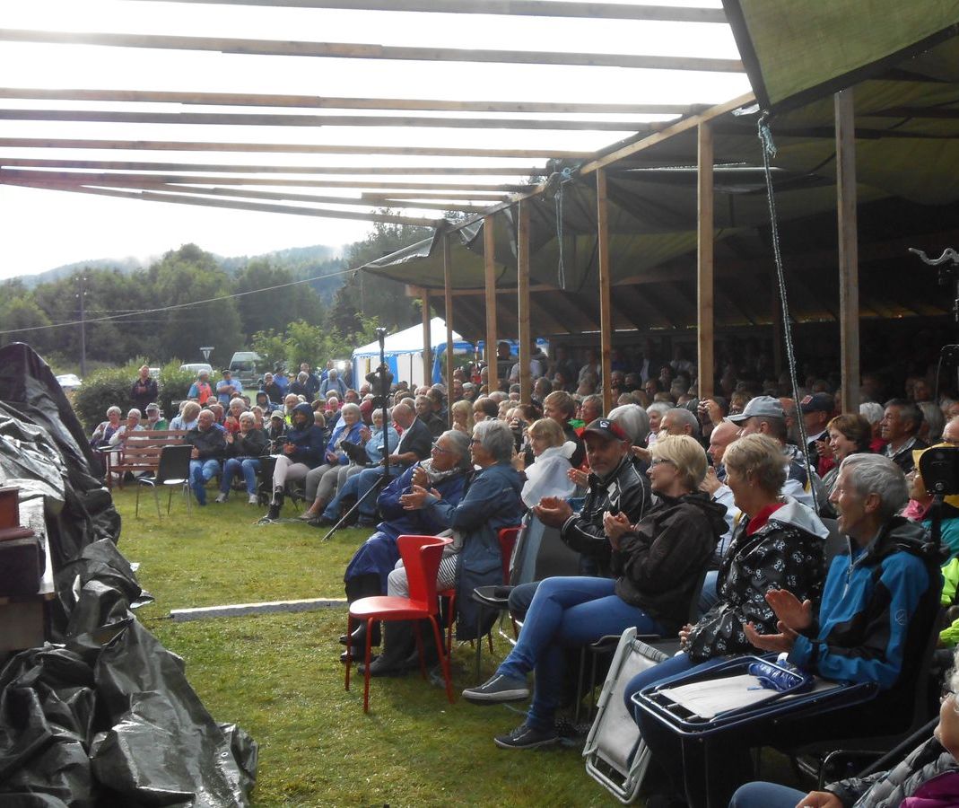 Over 500 publikumere.