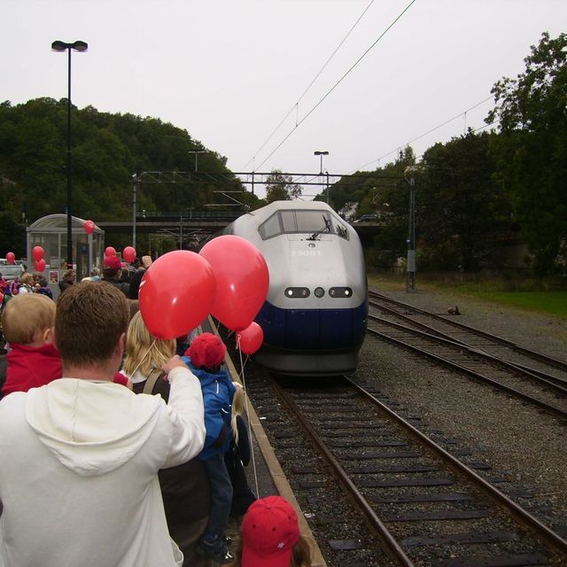 Et sjeldent besøk på Arendal stasjon