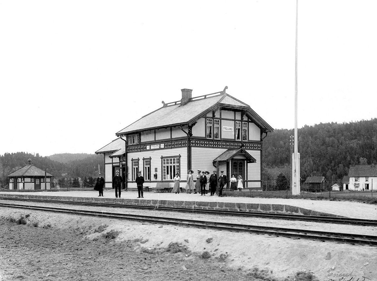 Froland stasjon, sommeren 1909